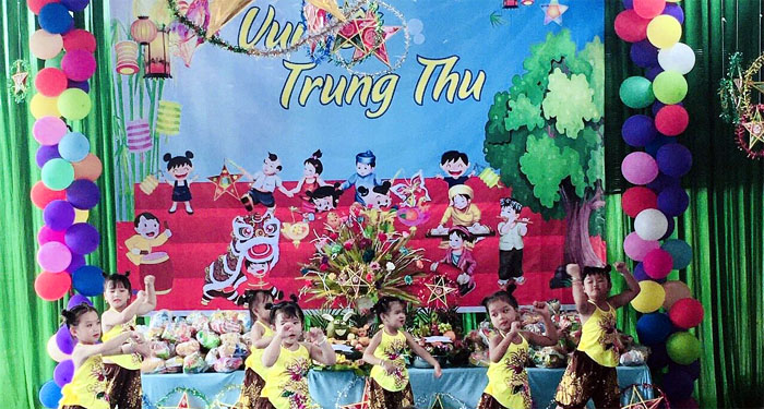 vui trung thu cho tre mau giao